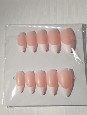 French Tip Press-on Nails